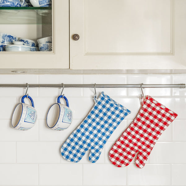 Quilted Red Gingham Oven Mitt